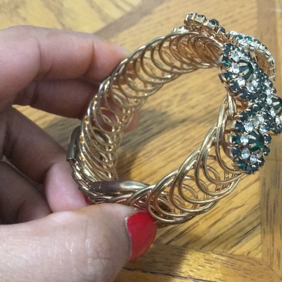 Green & Golden Bracelet - Picture 2 of 4